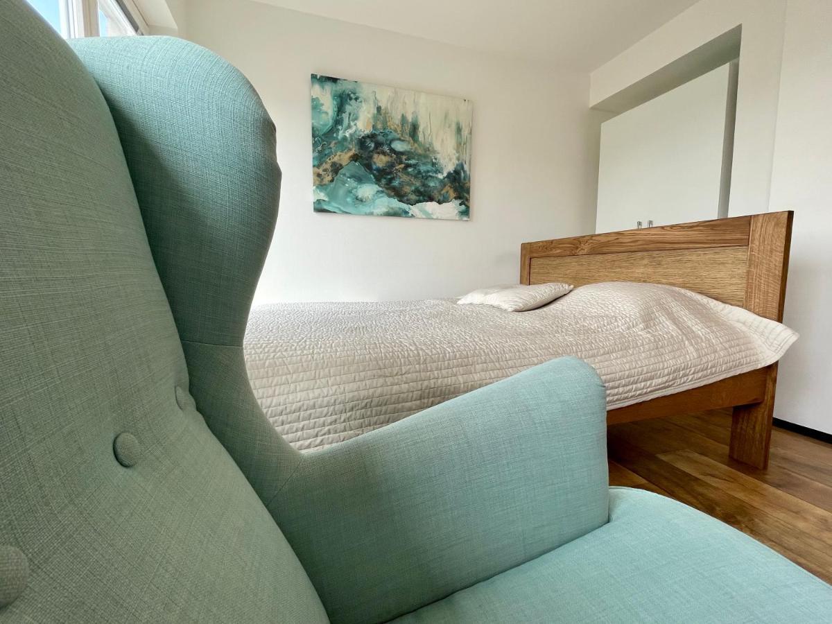Cool Studio Apartment Prague Exterior photo